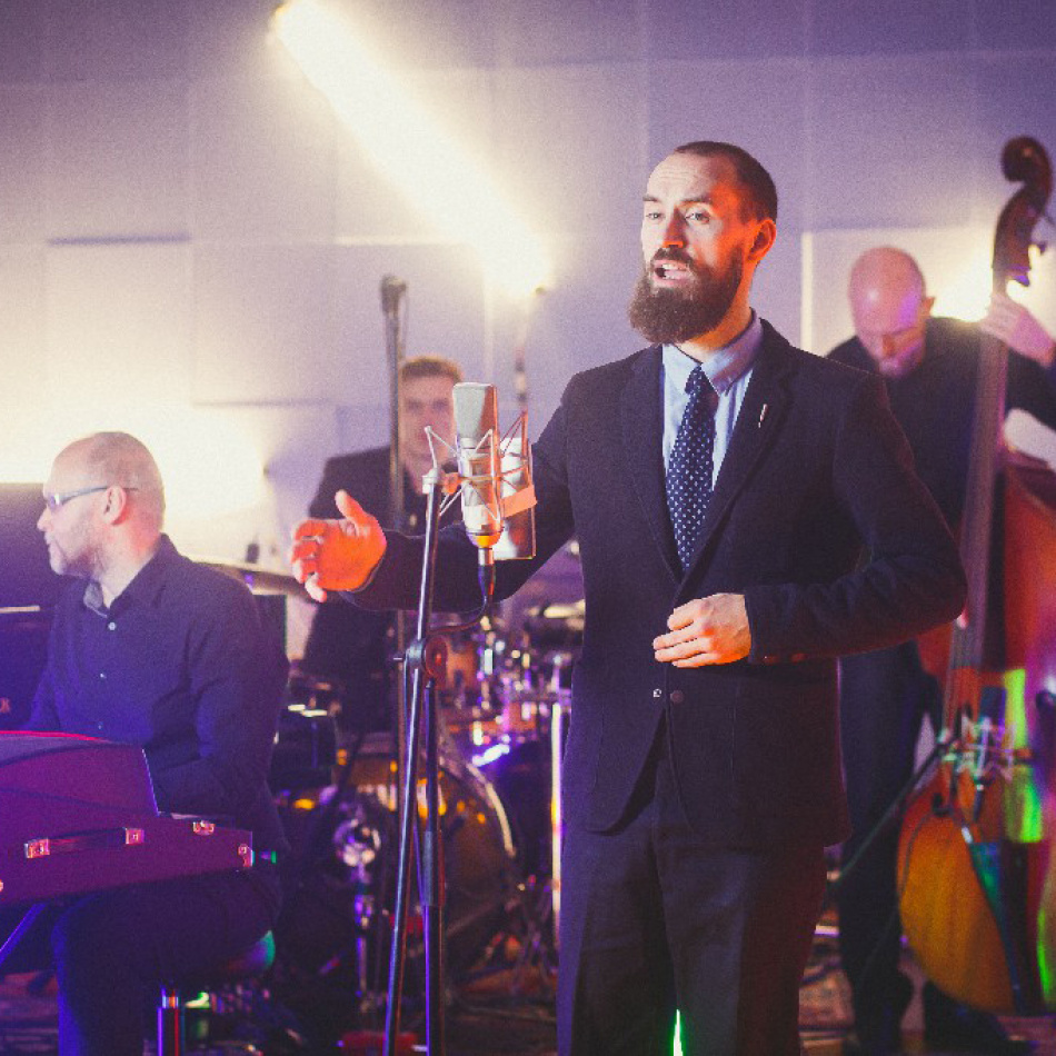 Концерт Newtone Orchestra состоится в отеле Амбассадор