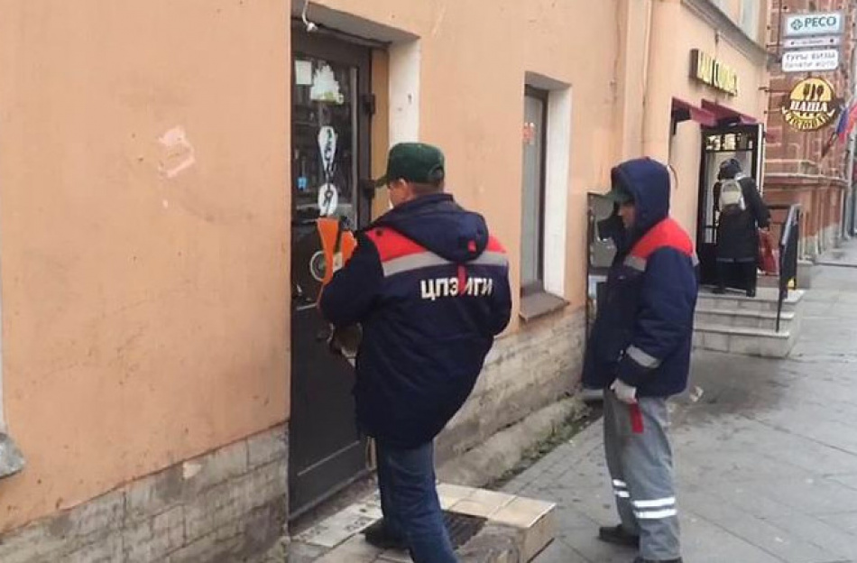 Кальянную и курсы языков выселили в центре Петербурга