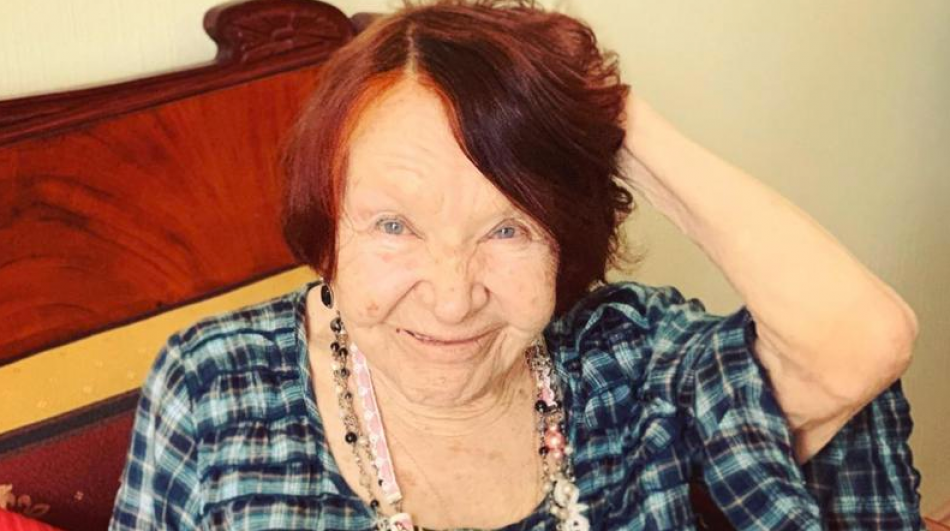 90-летняя бабушка Ивана Урганта перенесла операцию в Петербурге