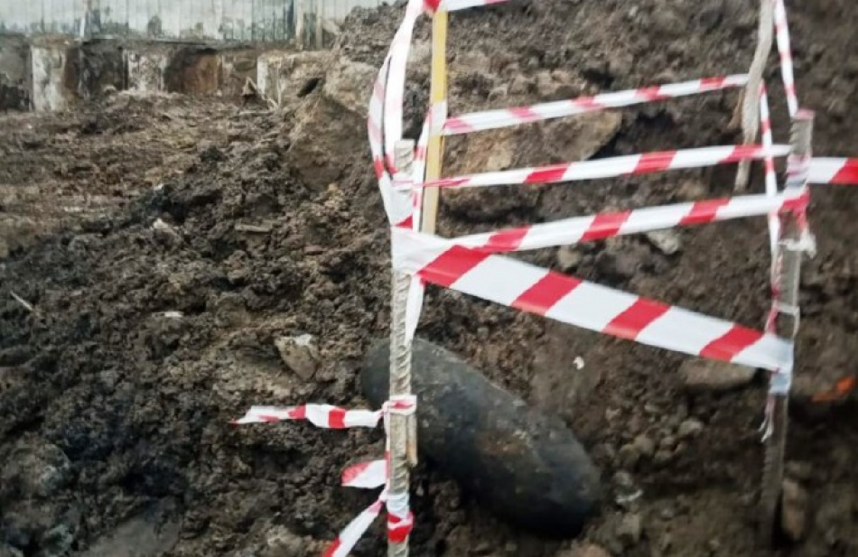 В центре Петербурга обнаружили авиационную бомбу