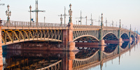 Движение по Биржевому мосту запустят в октябре