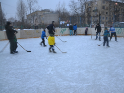 Фото Сезонная хоккейная площадка на Новоизмайловском 38