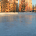 Сезонная хоккейная площадка на Новаторов 45