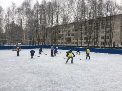 Фото Сезонная хоккейная площадка на Светлановском 97