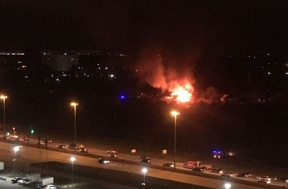 Что горит в приморском районе санкт петербурга. Пожар в Приморском районе сейчас. Пожар в Приморском районе СПБ сейчас. Пожар в Приморском районе СПБ вчера.