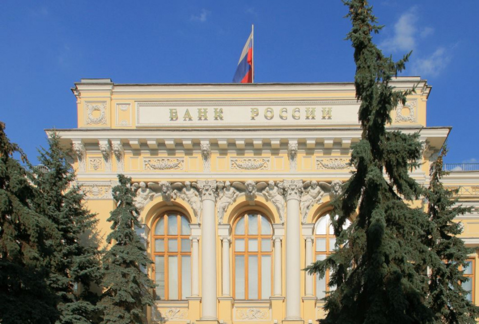 В ЦБ хотят обязать банки возвращать россиянам переведенные мошенникам деньги 