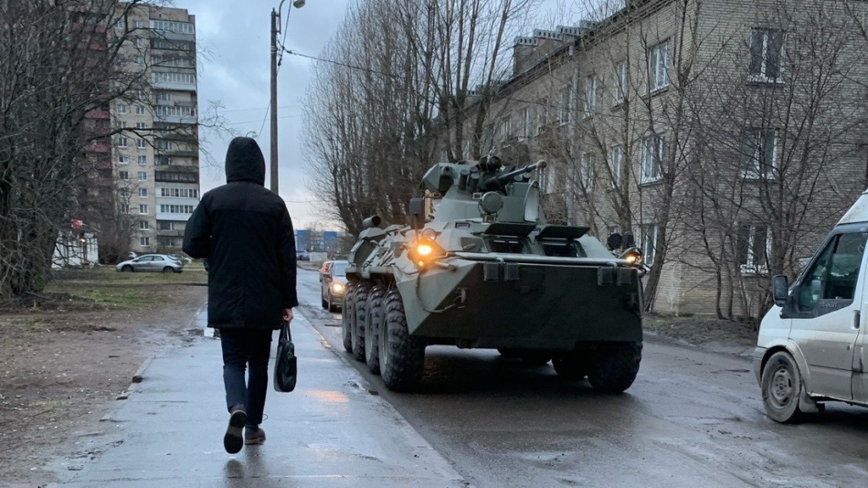 В ЗВО рассказали, как танк оказался недалеко от школы в Невском районе Петербурга