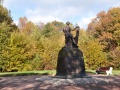 Памятник Петру I в парке Дубки