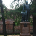Памятник Ф.Ф. Беллинсгаузену