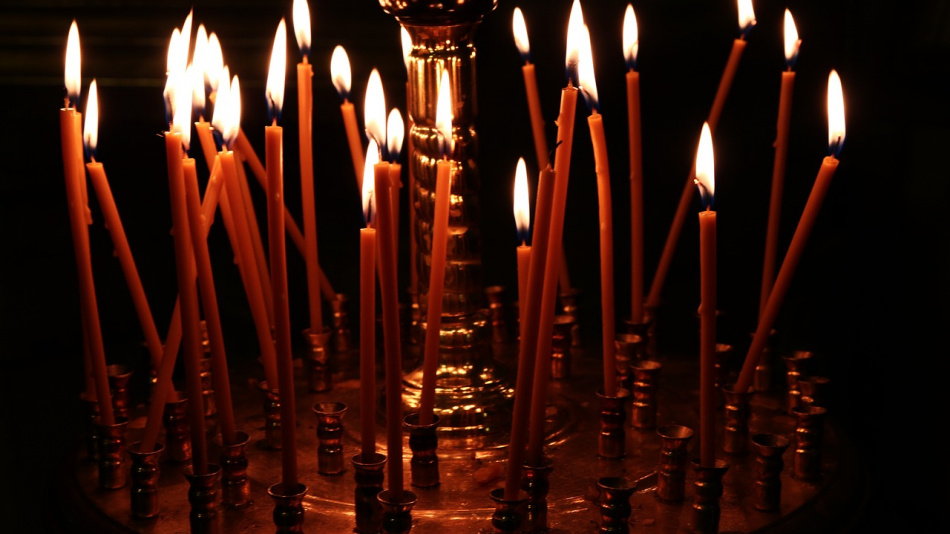 Раскрыта дата прибытия Благодатного огня в храмы Петербурга 