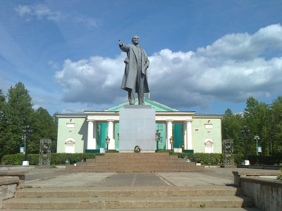 Фото Памятник В.И. Ленину в Бокситогорске