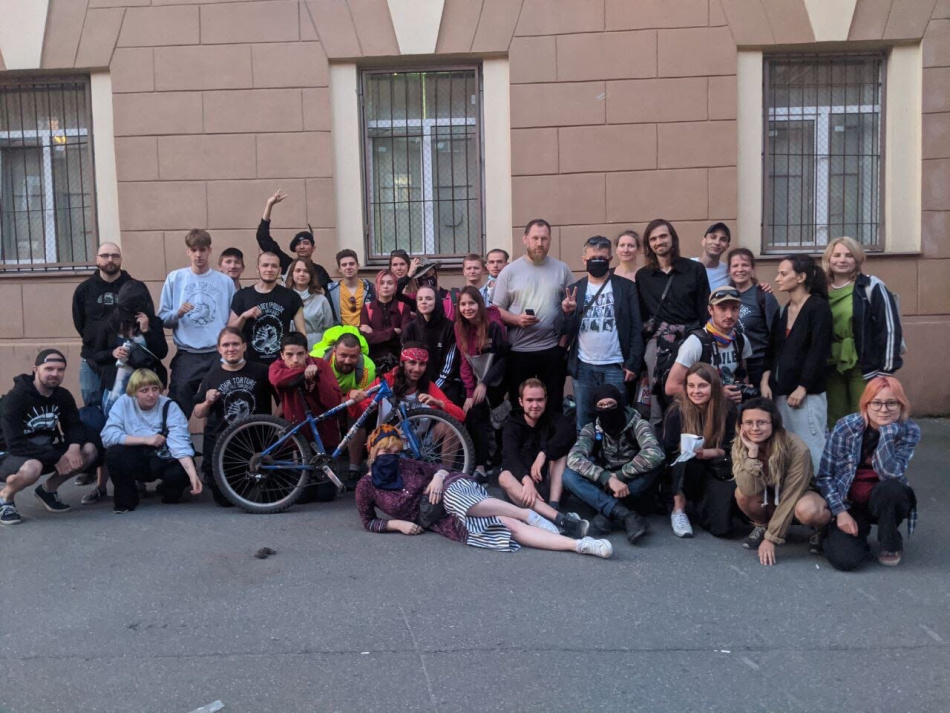 В Петербурге спустя сутки из полиции выпустили задержанных после суда по делу «Сети»