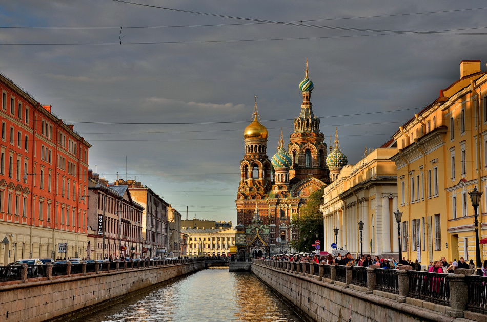 Петербург вошел в тройку самых желанных для переезда регионов России