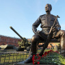 Фото Памятник М.Т. Калашникову