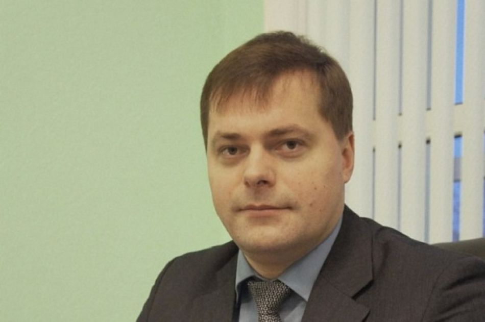Замглавы Колпинского района подозревают в полумиллионной взятке