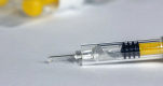 Названы сроки появления детской вакцины от коронавируса в Петербурге 