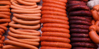 В России цены на колбасы и сосиски могут вырасти из-за санкций ЕС