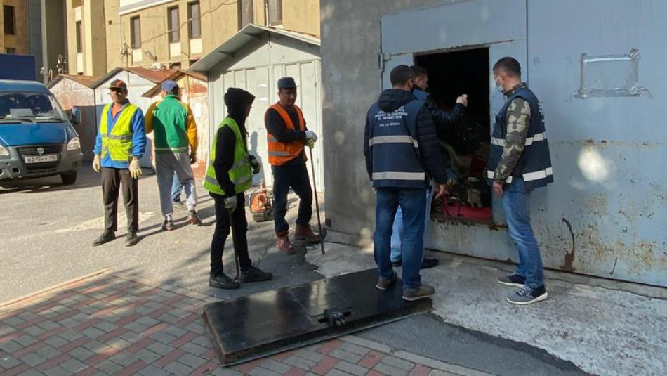 Облюбованные крысами гаражи сносят на Петроградской стороне