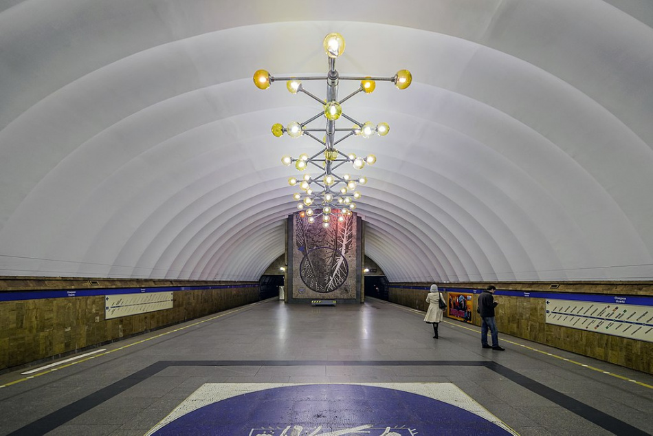 Капремонт семи станций метро проведут в Петербурге в течение пяти лет