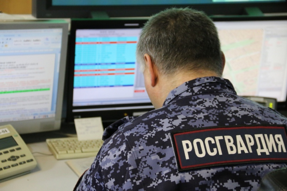 В Красногвардейском районе безмасочник сломал стол в гипермаркете