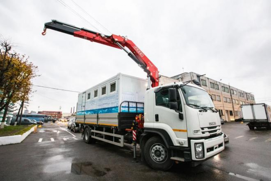 На улицы Петербурга выйдет мобильный туалет-трансформер «Оптимус»