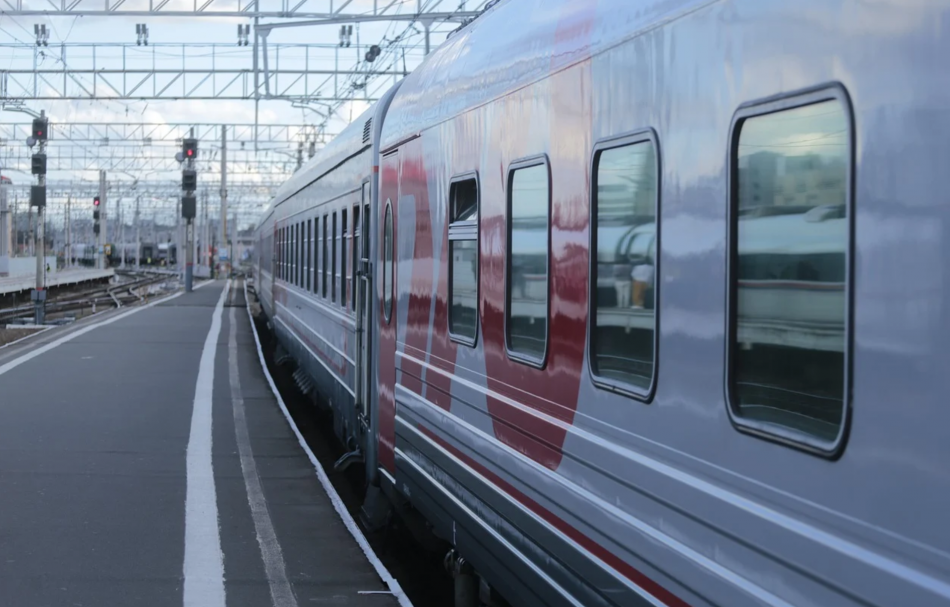 Из Петербурга на весенние каникулы запустят дополнительные поезда