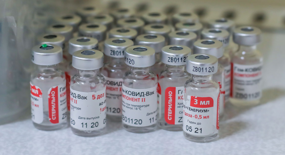 Иммунитет формируется через 1,5 месяца: эксперт рассказал, когда ждать эффекта от вакцинации в Петербурге
