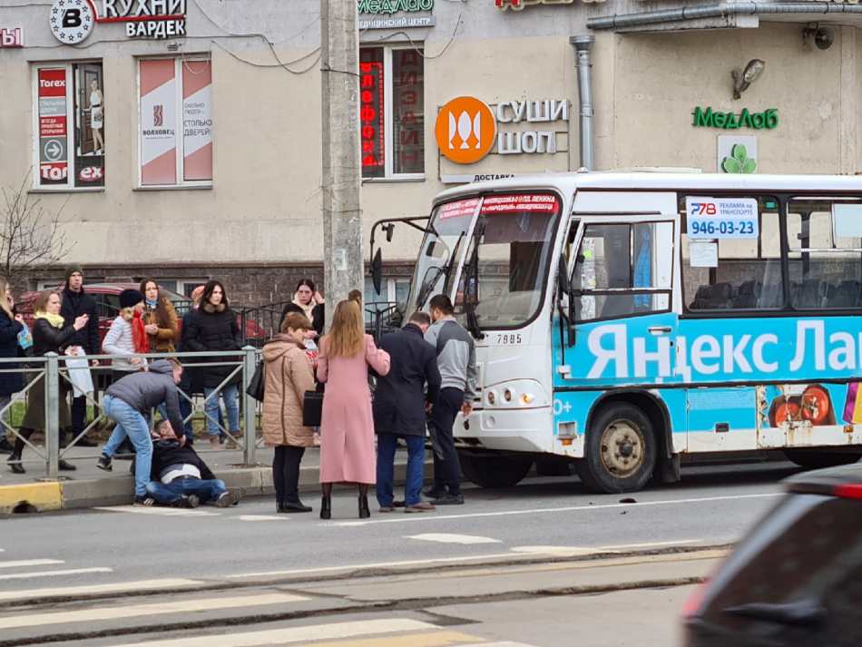 Водители маршруток устроили побоище на проезжей части в Веселом Поселке