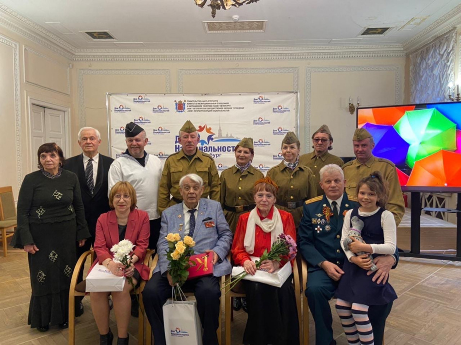 Руководитель проекта «Память» получила благодарности от Дома национальностей