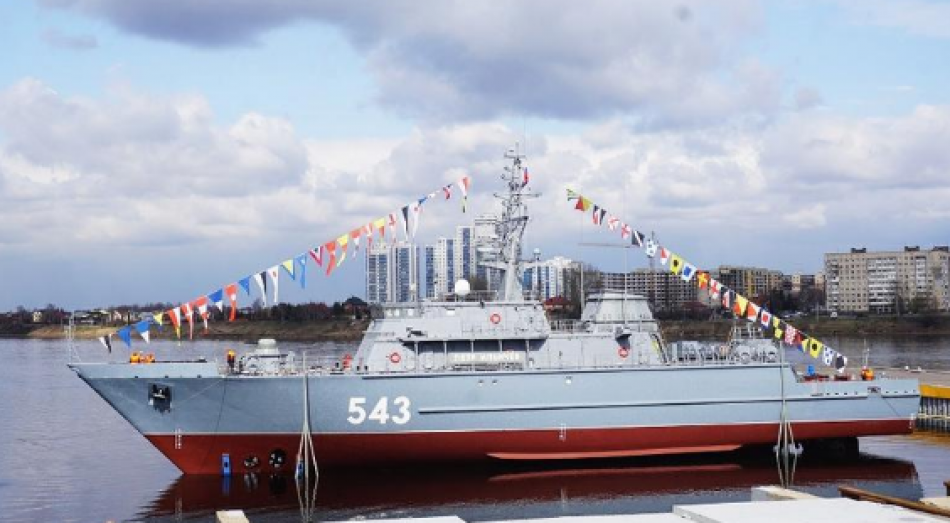 Судно «Пётр Ильичёв» торжественно спустили на воду в Петербурге