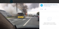 Автобус с пассажирами загорелся на ходу на севере Петербурга Автобус с пассажирами загорелся на ходу на севере Петербурга