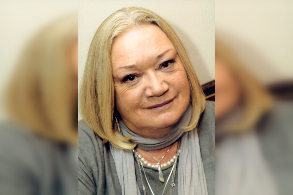 Актриса Людмила Полякова потеряла сознание на похоронах Бориса Клюева