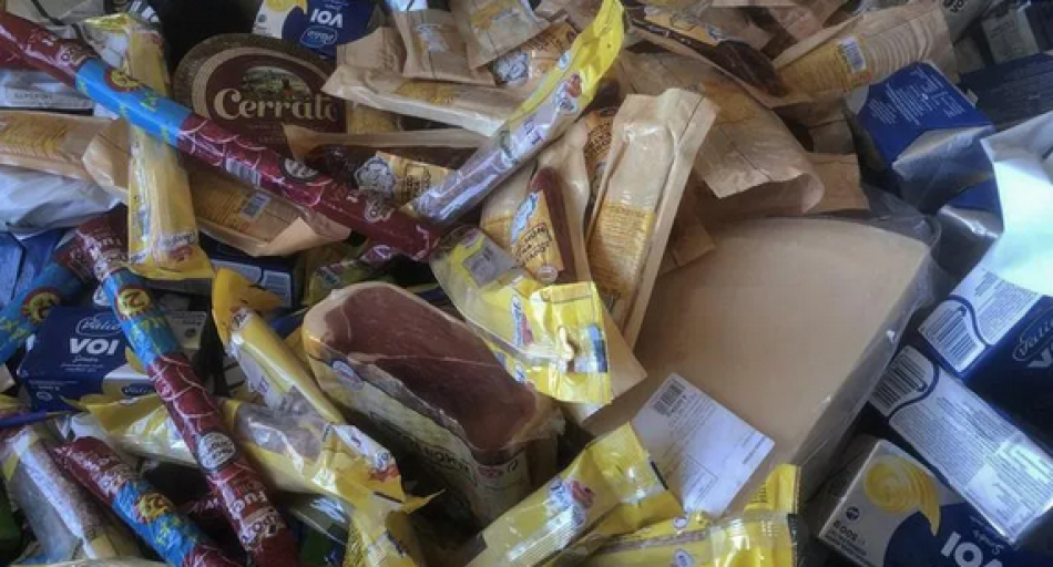 В Кингисеппе сожгли 500 кг санкционной продукции