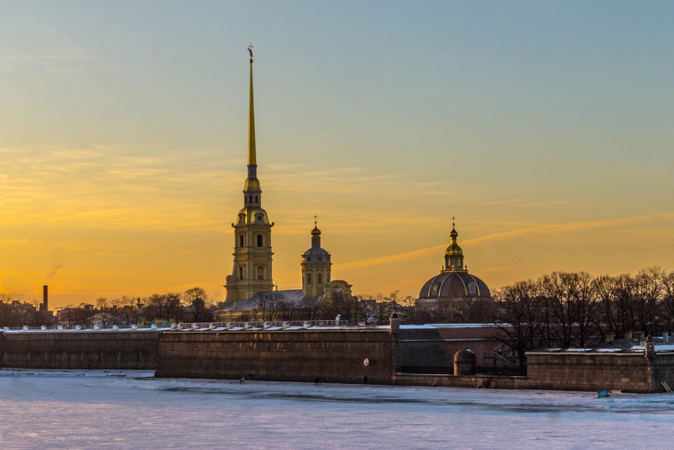 У Петропавловской крепости открыли дублер Кронверкского моста