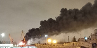 Более 80 спасателей тушат горящий корвет в Кировском районе, на пожар прибыл Беглов Более 80 спасателей тушат горящий корвет в Кировском районе, на пожар прибыл Беглов