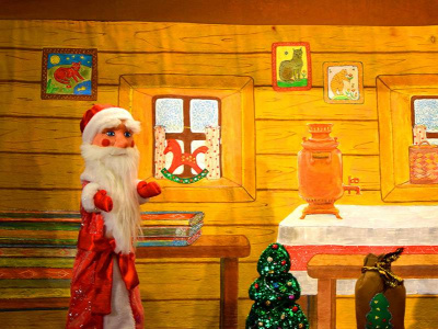 Фото Новогоднее представление Колобок и ёлочные игрушки
