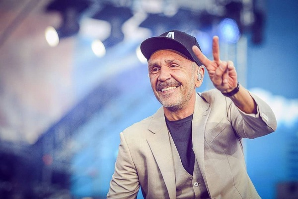 Сергей Шнуров отказался отмечать Новый год