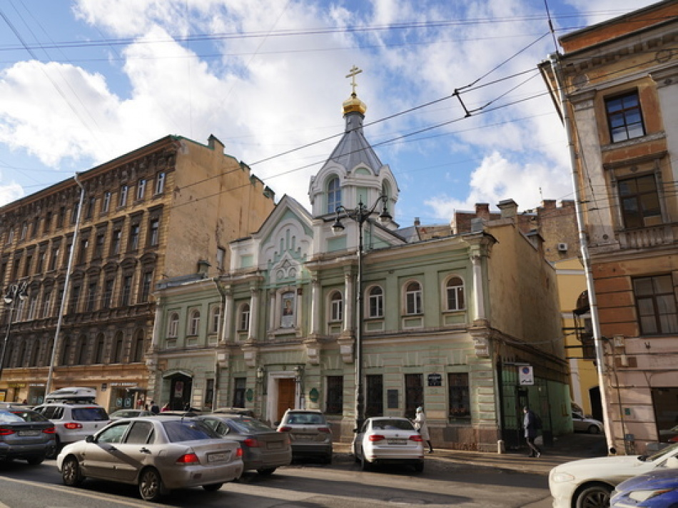 В Смольном похвалились реставрацией дома с часовней на Загородном проспекте за почти 18 млн рублей