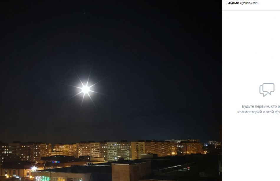 Лучистая луна озарила Петербург в Крещенский сочельник