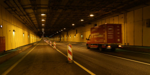В тоннеле петербургской дамбы ограничат движение с 10 апреля 