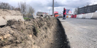 На проспекте Большевиков начались дорожные работы На проспекте Большевиков начались дорожные работы