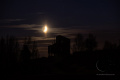 Закат пепельной луны сняли в ночь с 5 на 6 мая в Ленобласти