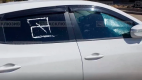 В Гатчине неизвестные три недели атакуют авто женщины, на котором изображен знак Z