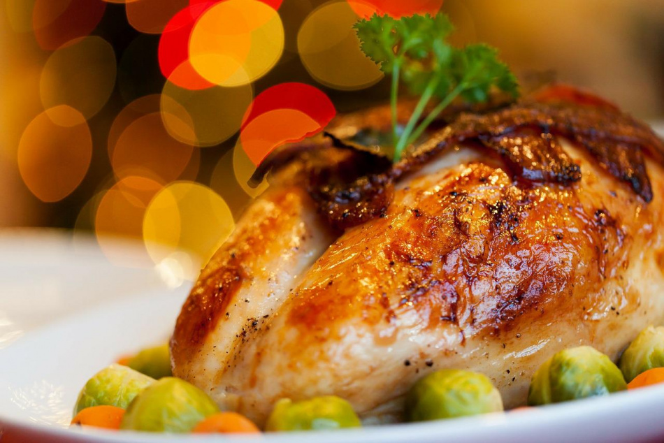 Курица и мясо: стало известно, какие продукты вызывают устойчивость к антибиотикам 