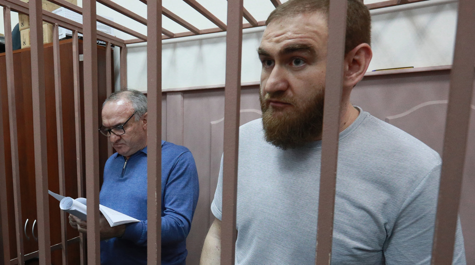 «Жертвы знали секреты о хищении газа»: экс-сенатор Арашуков обвинен в организации убийств