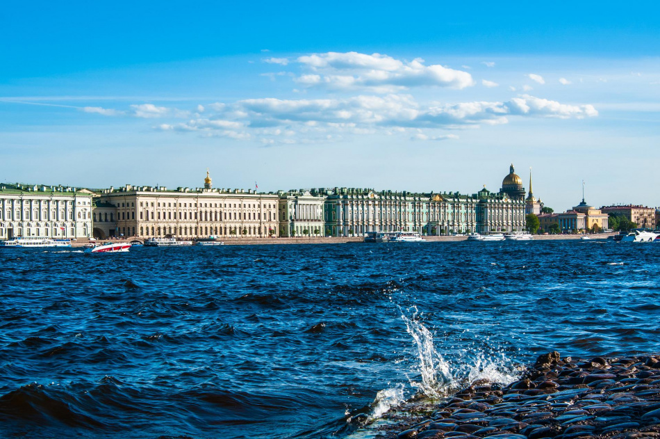 Петербург опередил Москву по количеству солнечных дней в 2023 году