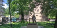 В Матвеевском саду установят памятник драматургу Александру Володину 