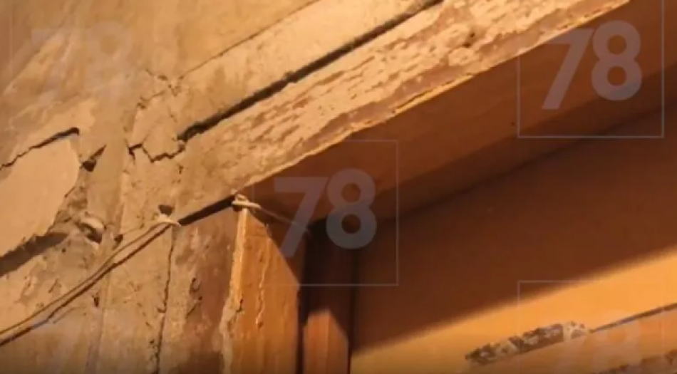«Послал Бог соседей...»: квартира на Марата пошла трещинами, существует угроза обрушения