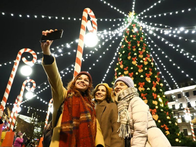 Фото Рождественская ярмарка на Манежной площади 2022/2023