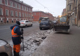 Дворникам и механизаторам повысят в Петербурге зарплату